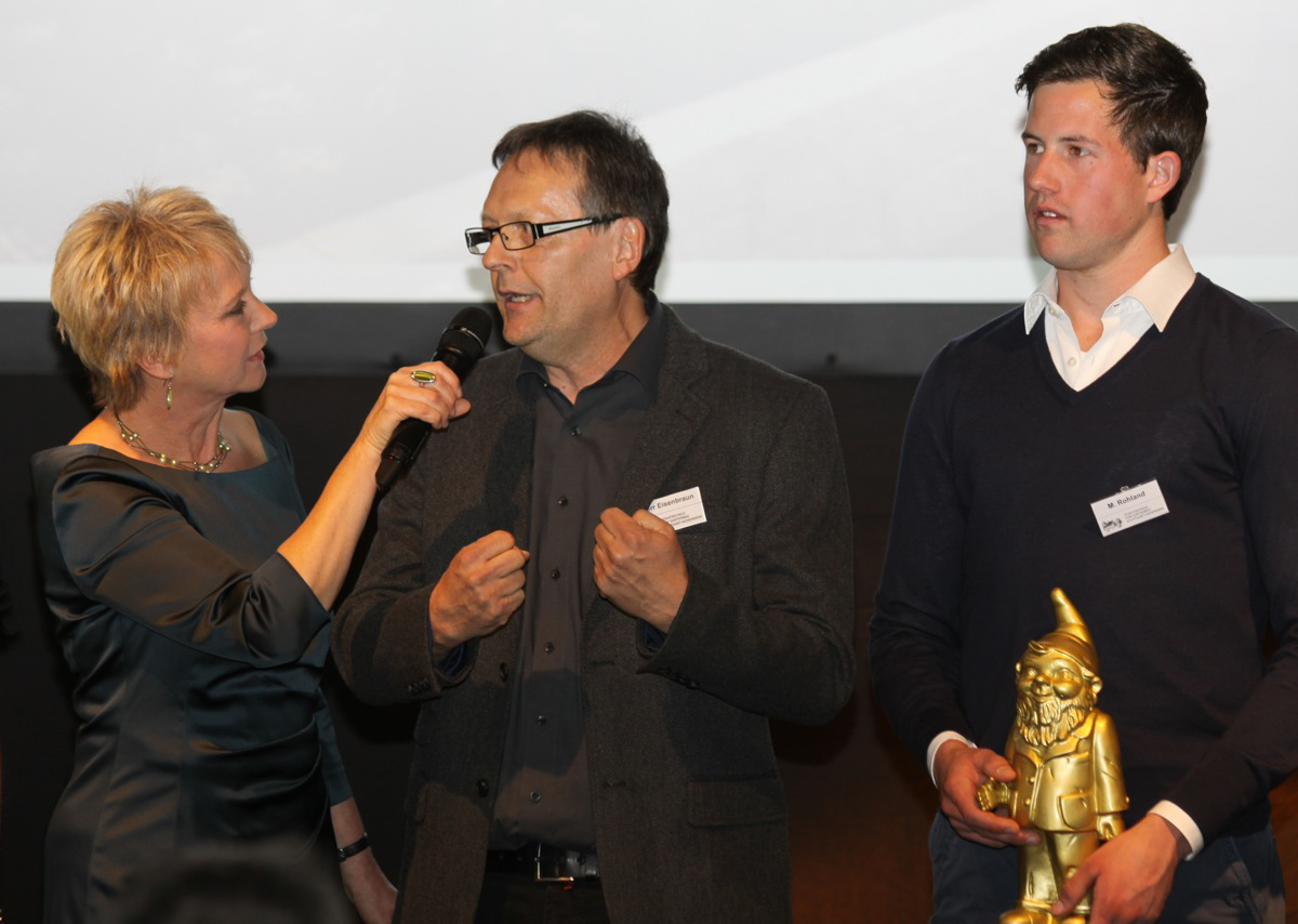Moderation Andrea Mueller bei der Gartenpreisverleihung 2014 auf der Gartenmesse Stuttgart im April 2014