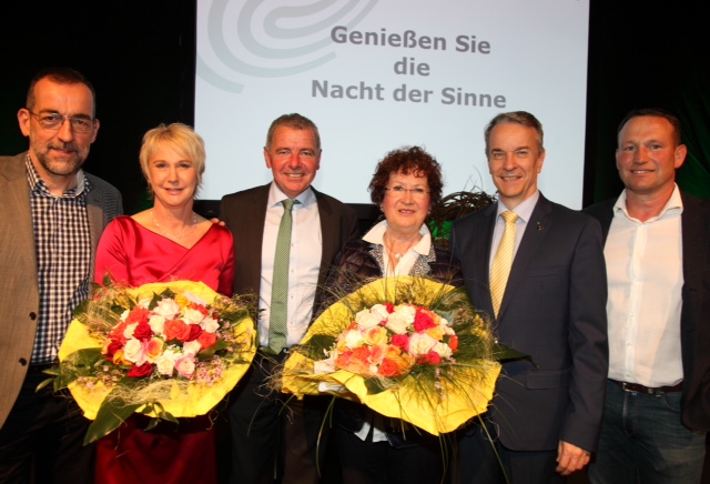 Moderation der Gartenpreisverleihung 2016, ''Nacht der Sinne'', auf der Messe garden-outdoor-ambiente in Stuttgart im März 2016